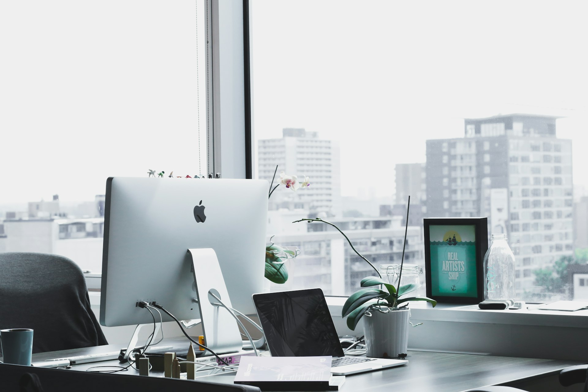 Modern workspace atmosphere